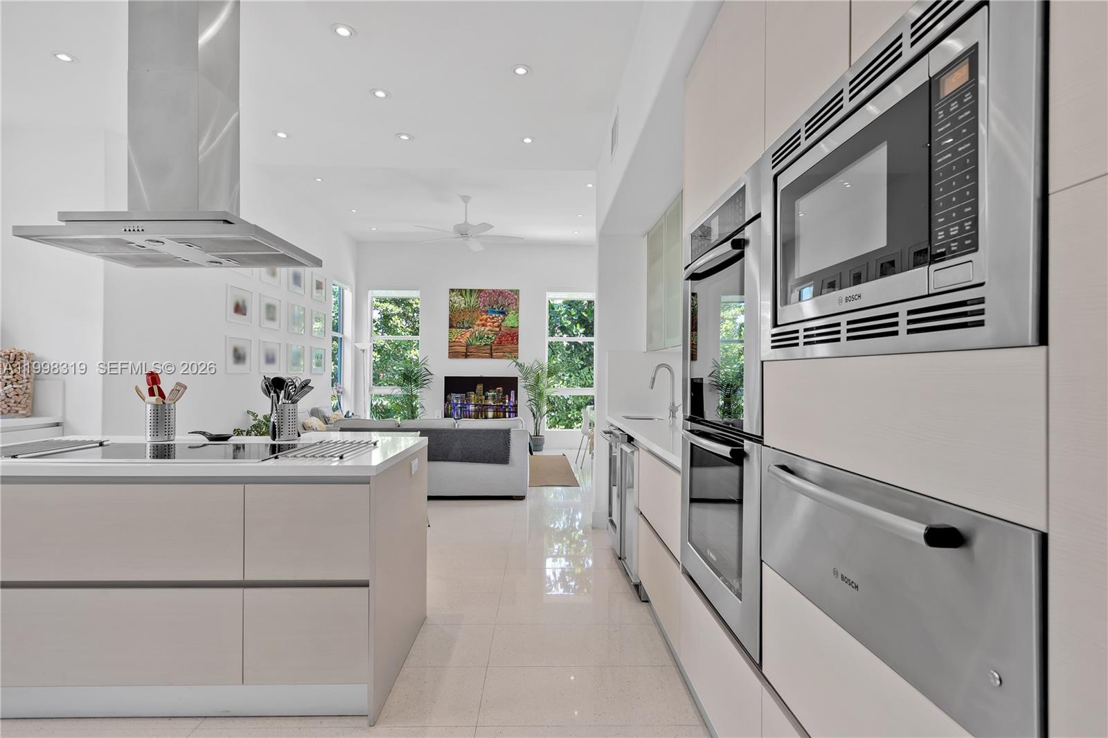 TROPICAL ISLE HOMES SUB 1 - Residential Lease