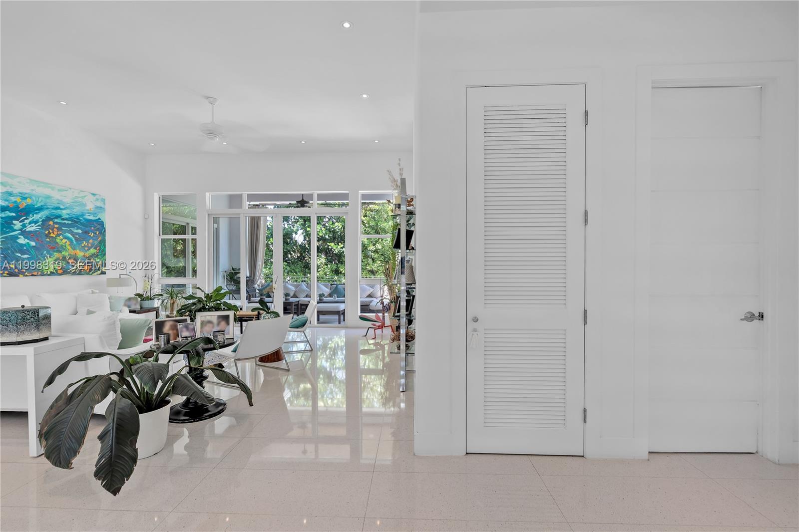 TROPICAL ISLE HOMES SUB 1 - Residential Lease