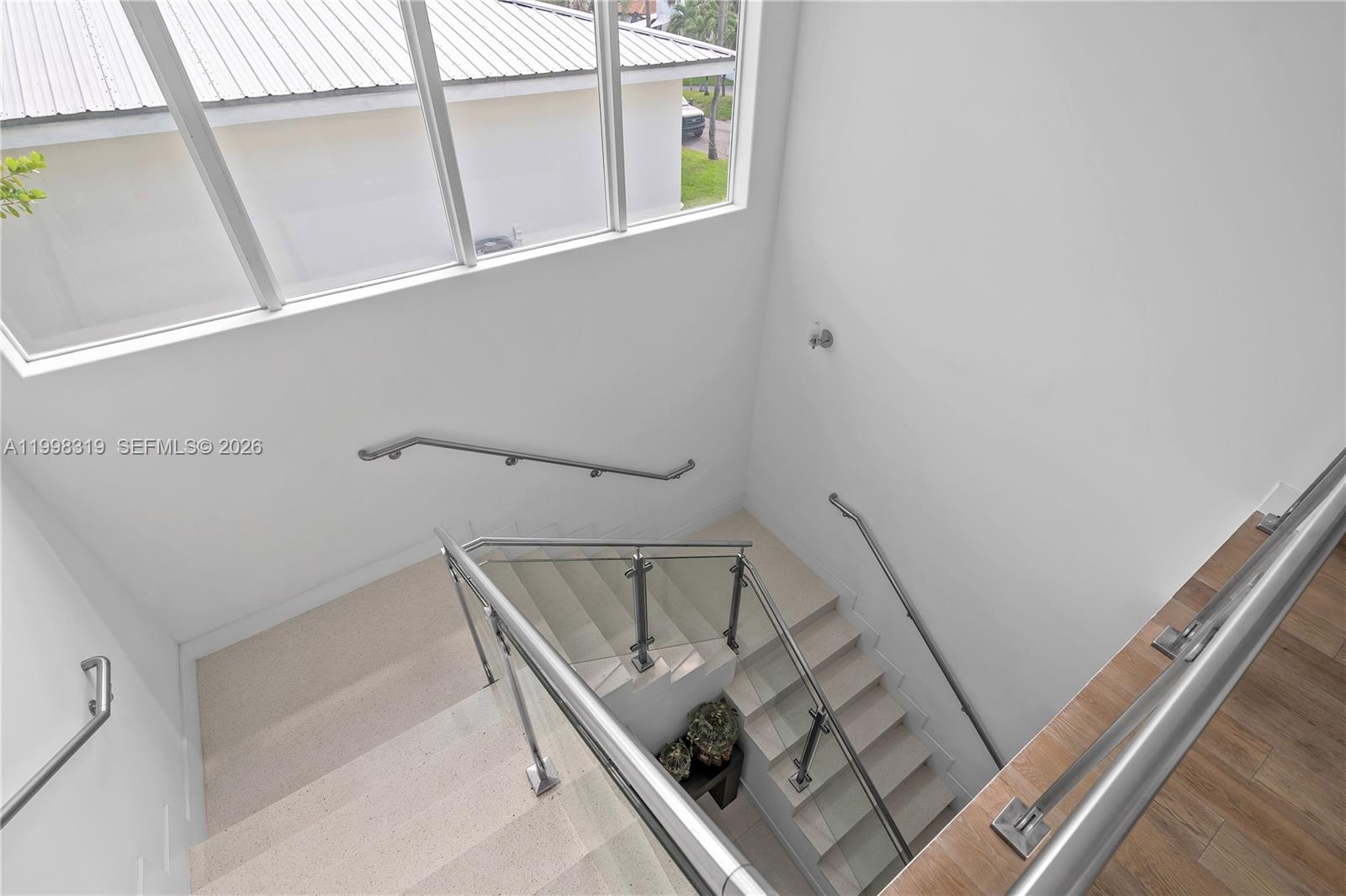 TROPICAL ISLE HOMES SUB 1 - Residential Lease