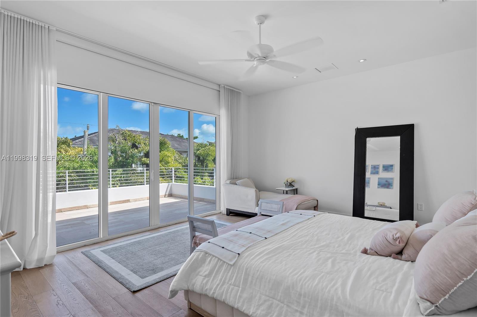 TROPICAL ISLE HOMES SUB 1 - Residential Lease