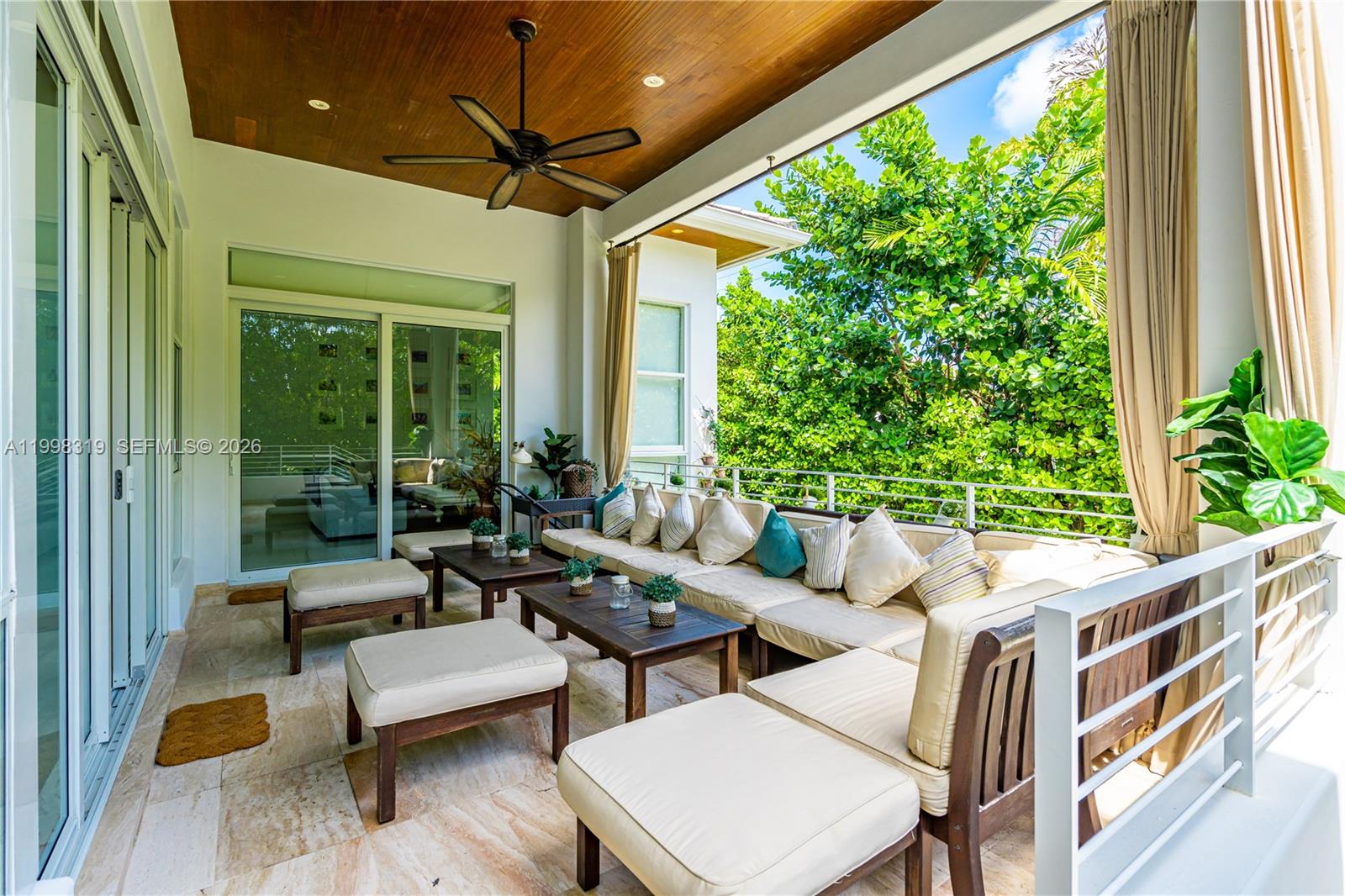 TROPICAL ISLE HOMES SUB 1 - Residential Lease