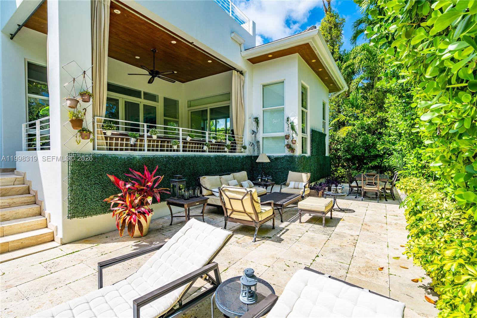 TROPICAL ISLE HOMES SUB 1 - Residential Lease