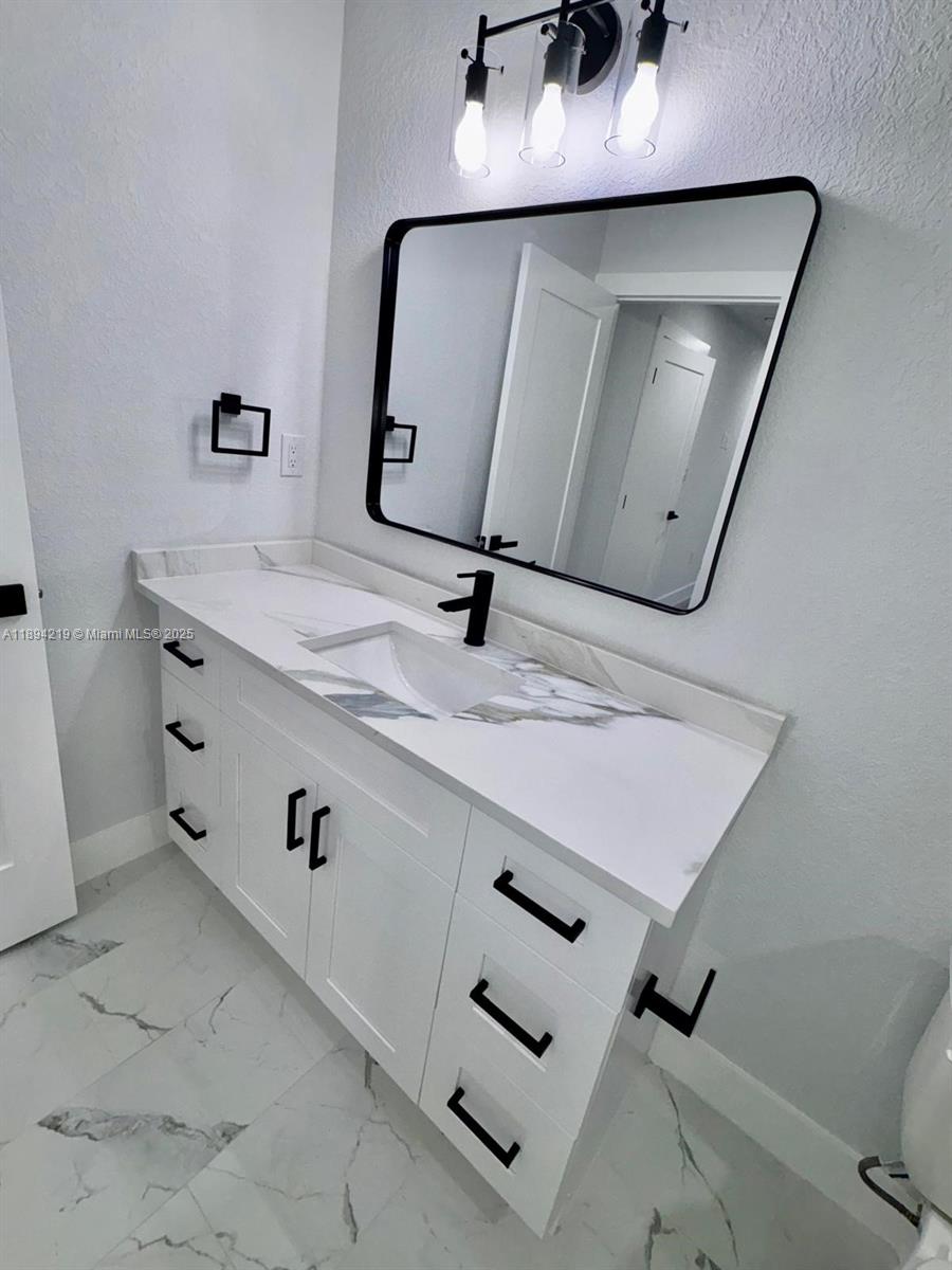 SUN N LK SEB UNIT 05 - Residential