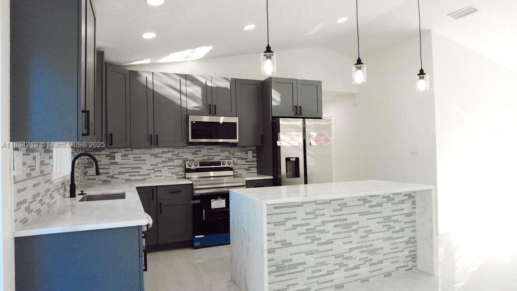 SUN N LK SEB UNIT 05 - Residential