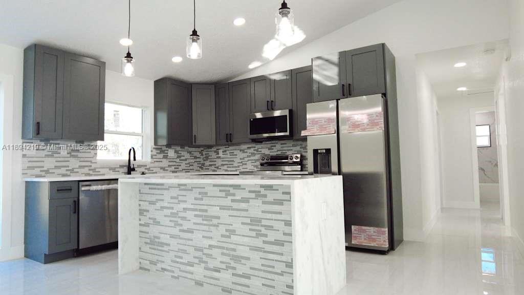 SUN N LK SEB UNIT 05 - Residential