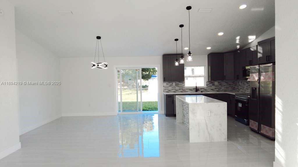 SUN N LK SEB UNIT 05 - Residential