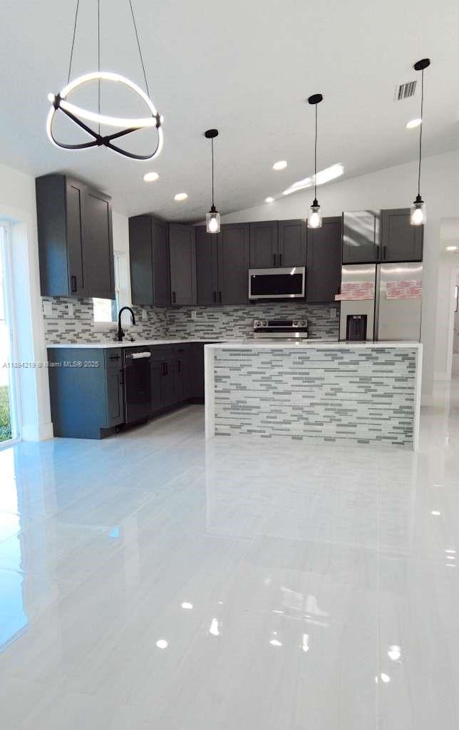 SUN N LK SEB UNIT 05 - Residential