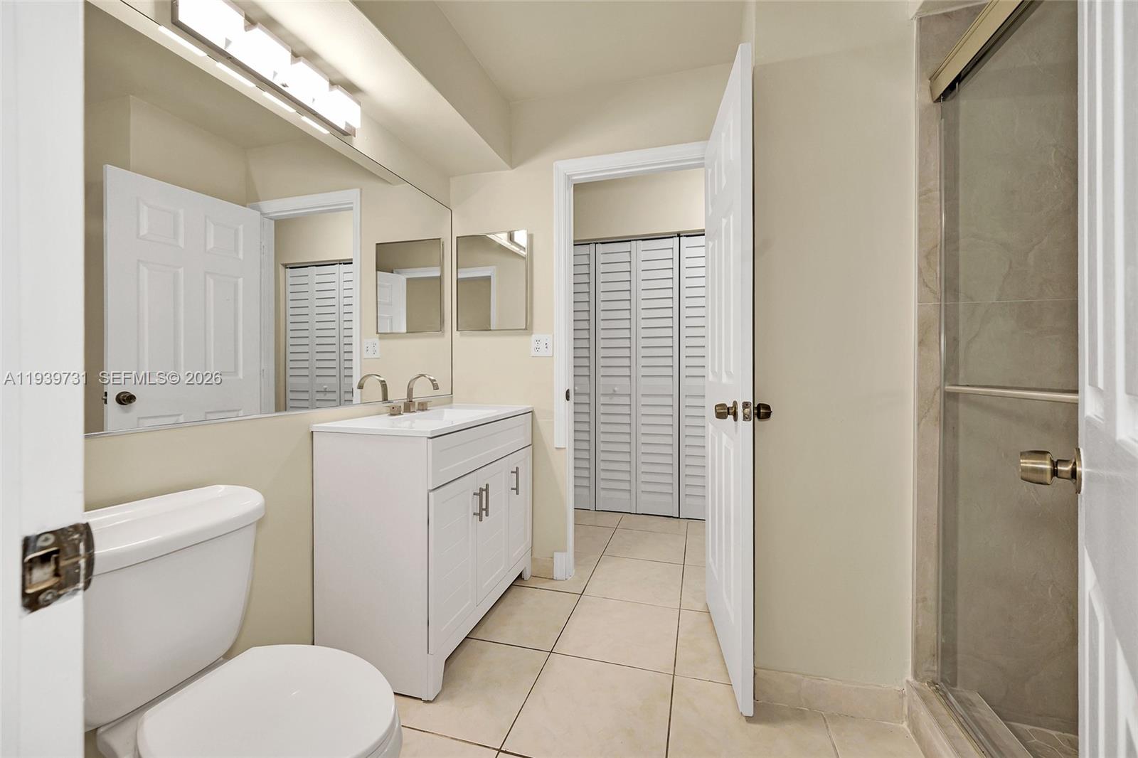 CALUSA POINT - Residential Lease