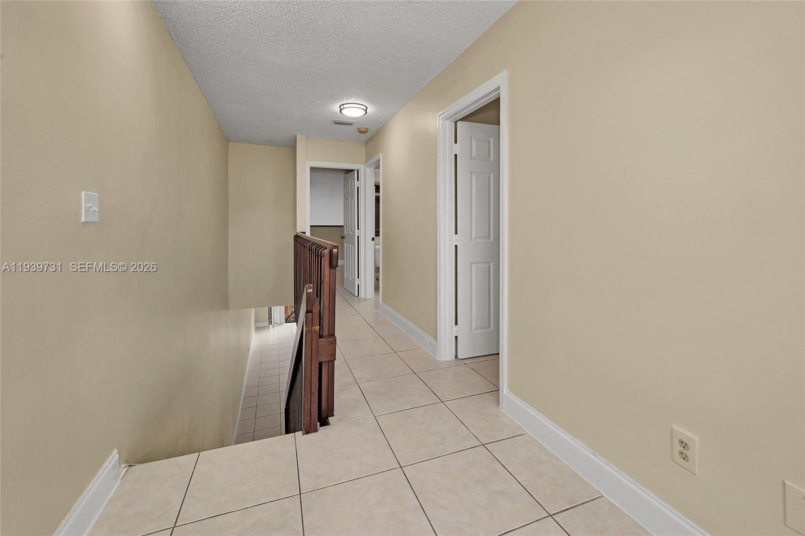 CALUSA POINT - Residential Lease