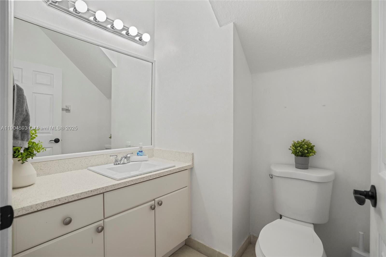 ESCADA - Residential