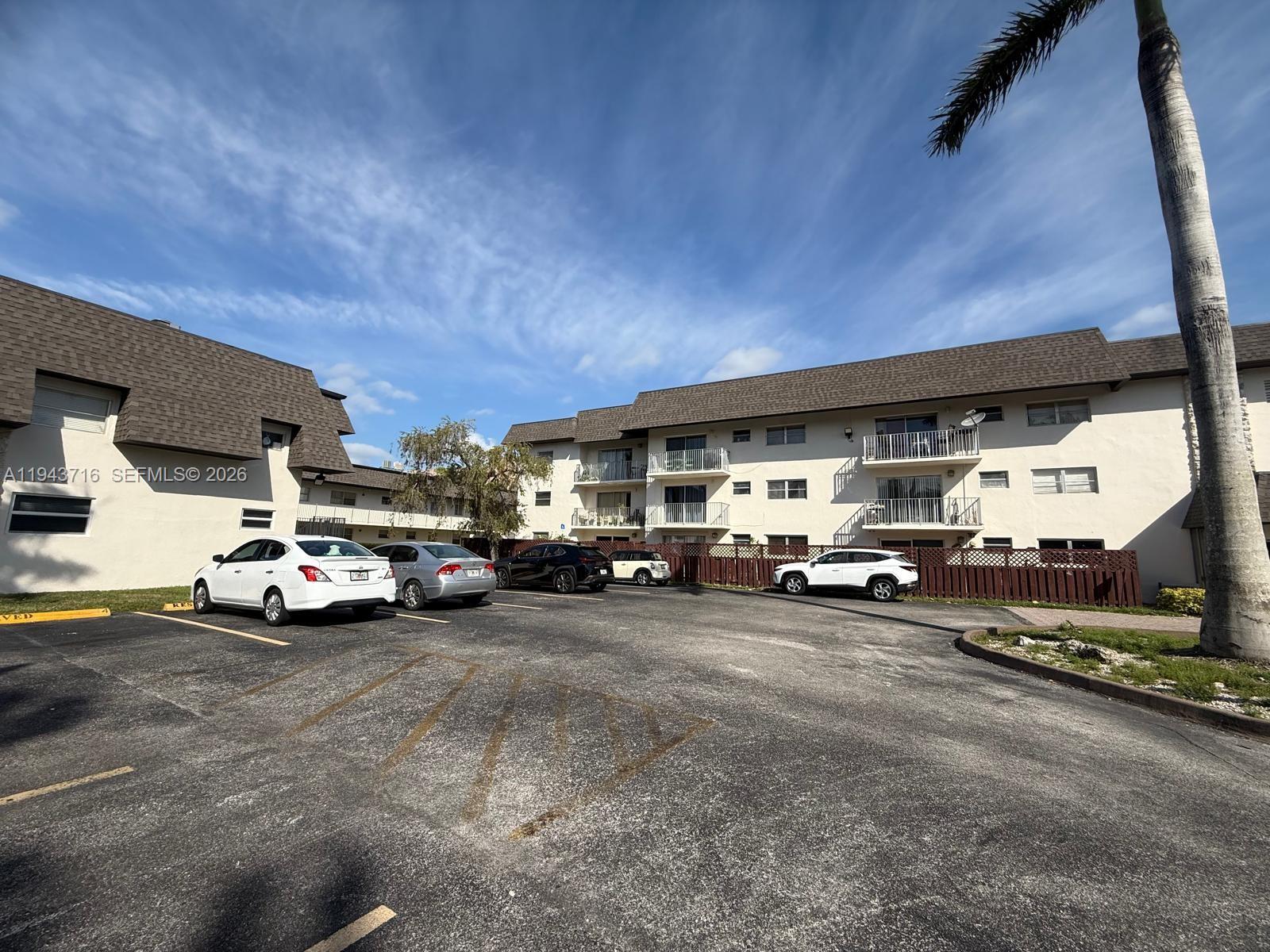 GALLOWOOD CONDO - Residential