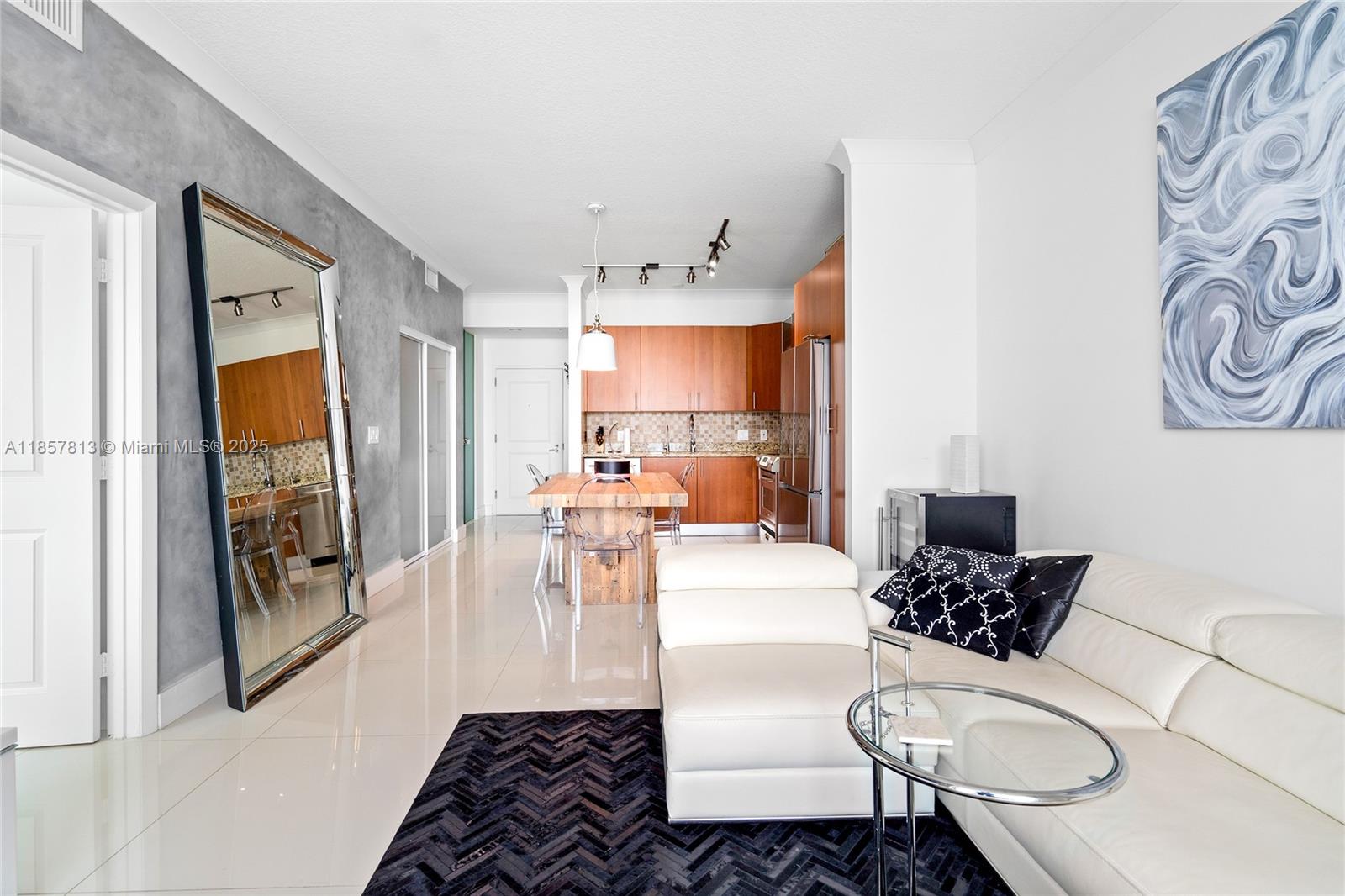1945 S Ocean Dr 1711