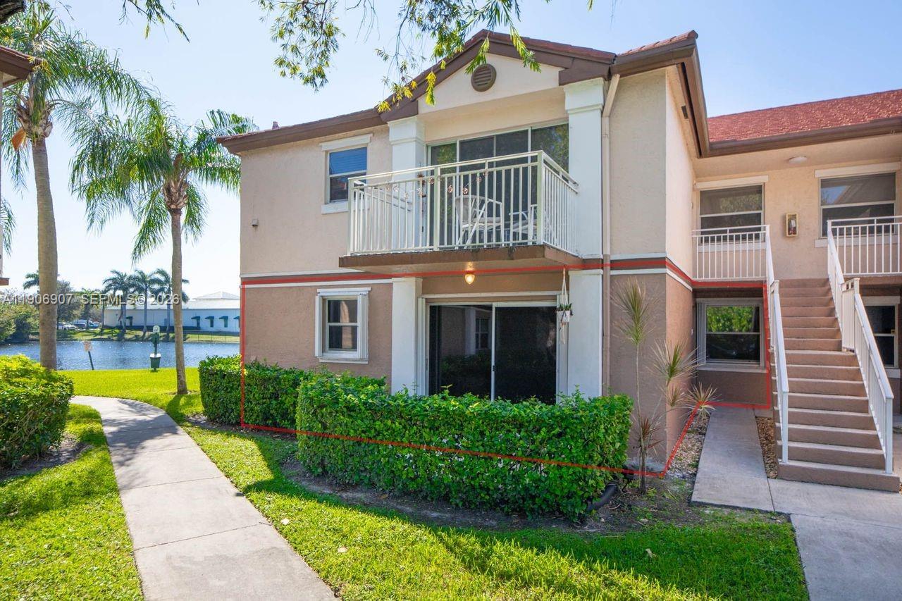 CLUB QUARTERS AT RAINTREE - Residential