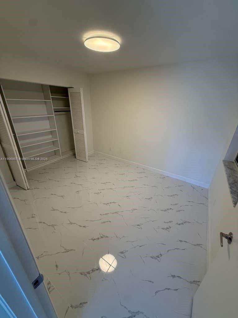 CLUB QUARTERS AT RAINTREE - Residential