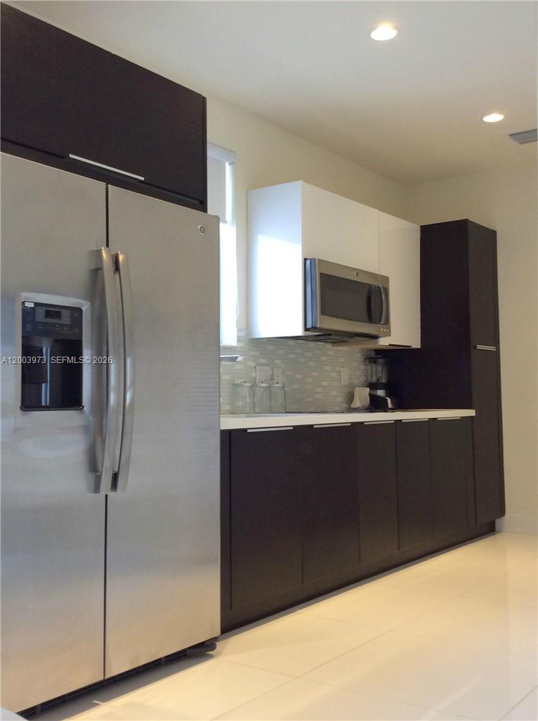 LANDMARK AT DORAL - Residential Lease