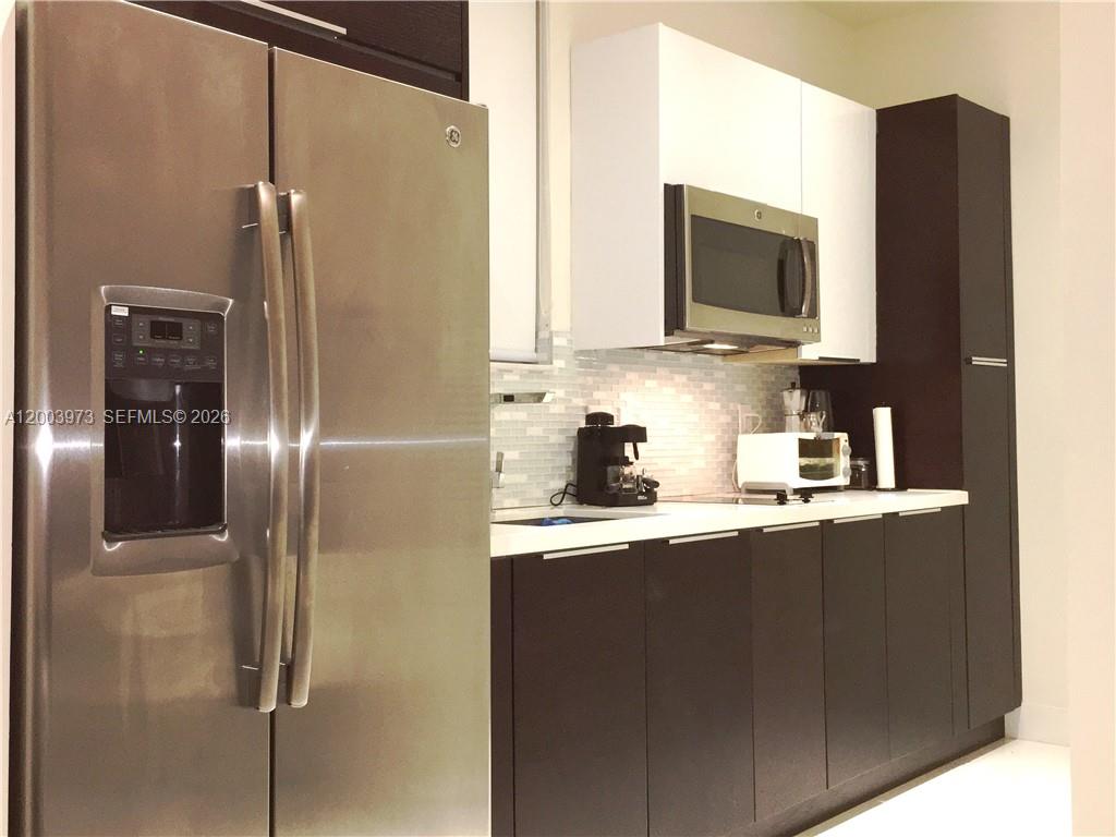 LANDMARK AT DORAL - Residential Lease