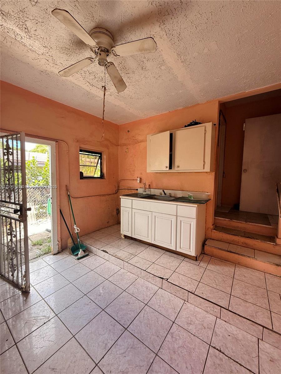 ALHAMBRA HEIGHTS - Residential