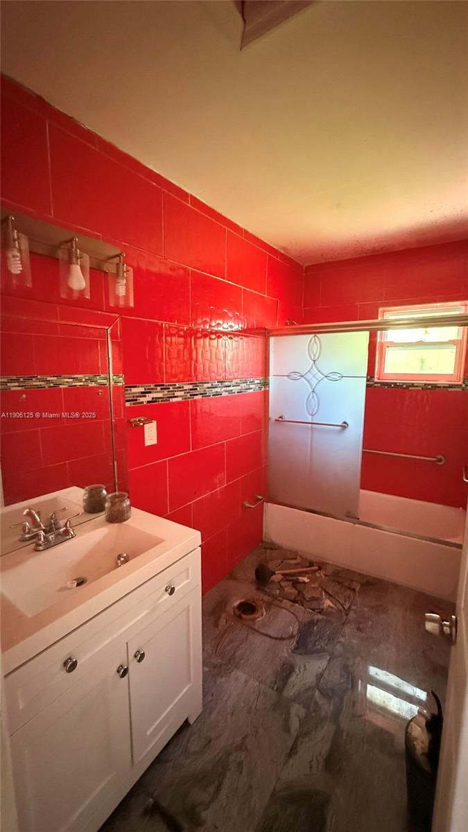 ALHAMBRA HEIGHTS - Residential