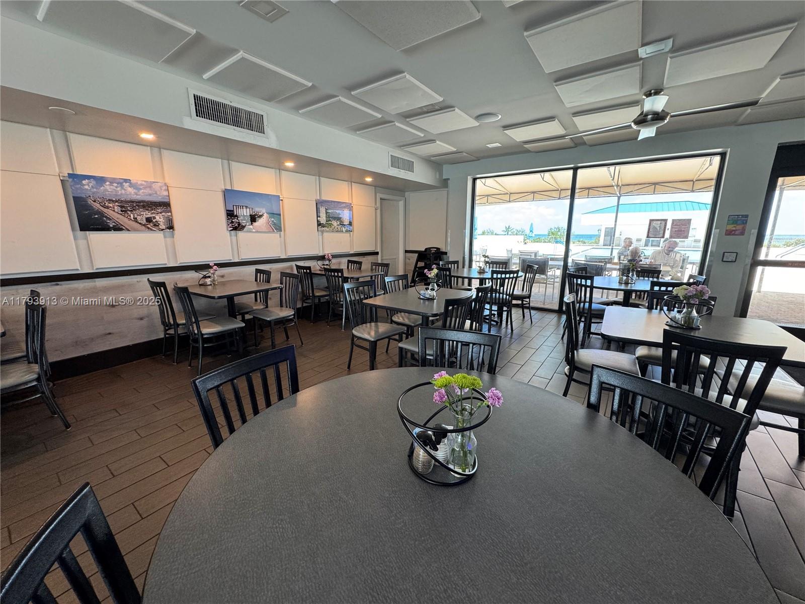 SUMMIT CONDO - Residential