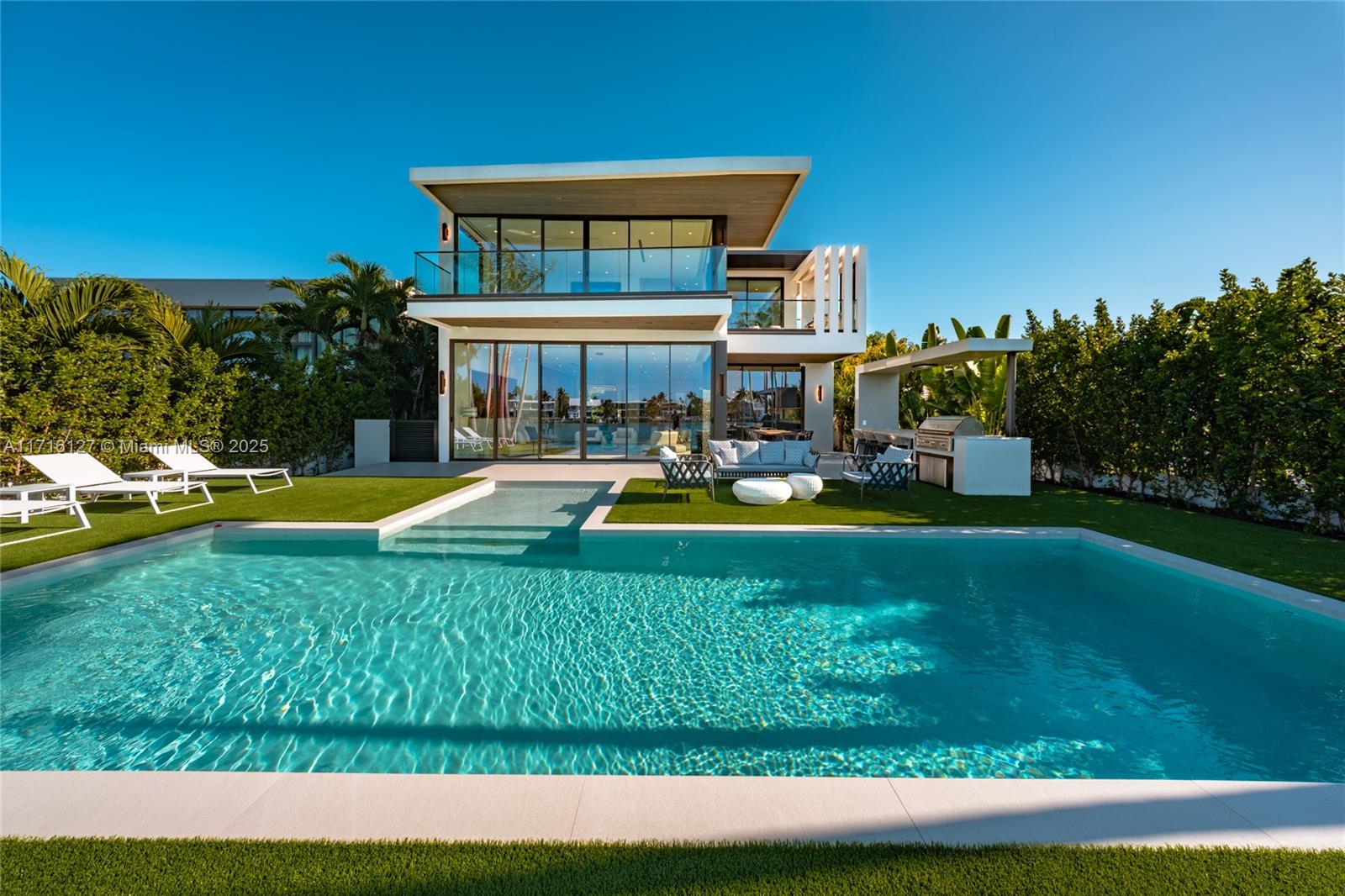 NORMANDY GOLF COURSE - Residential