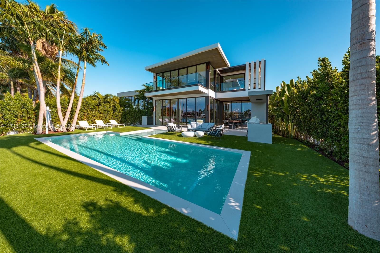 NORMANDY GOLF COURSE - Residential