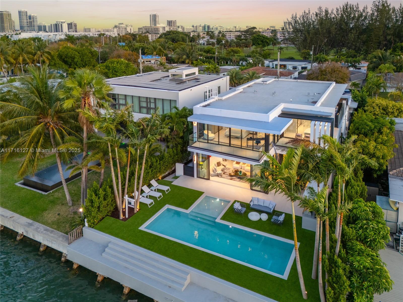 315 N Shore Dr