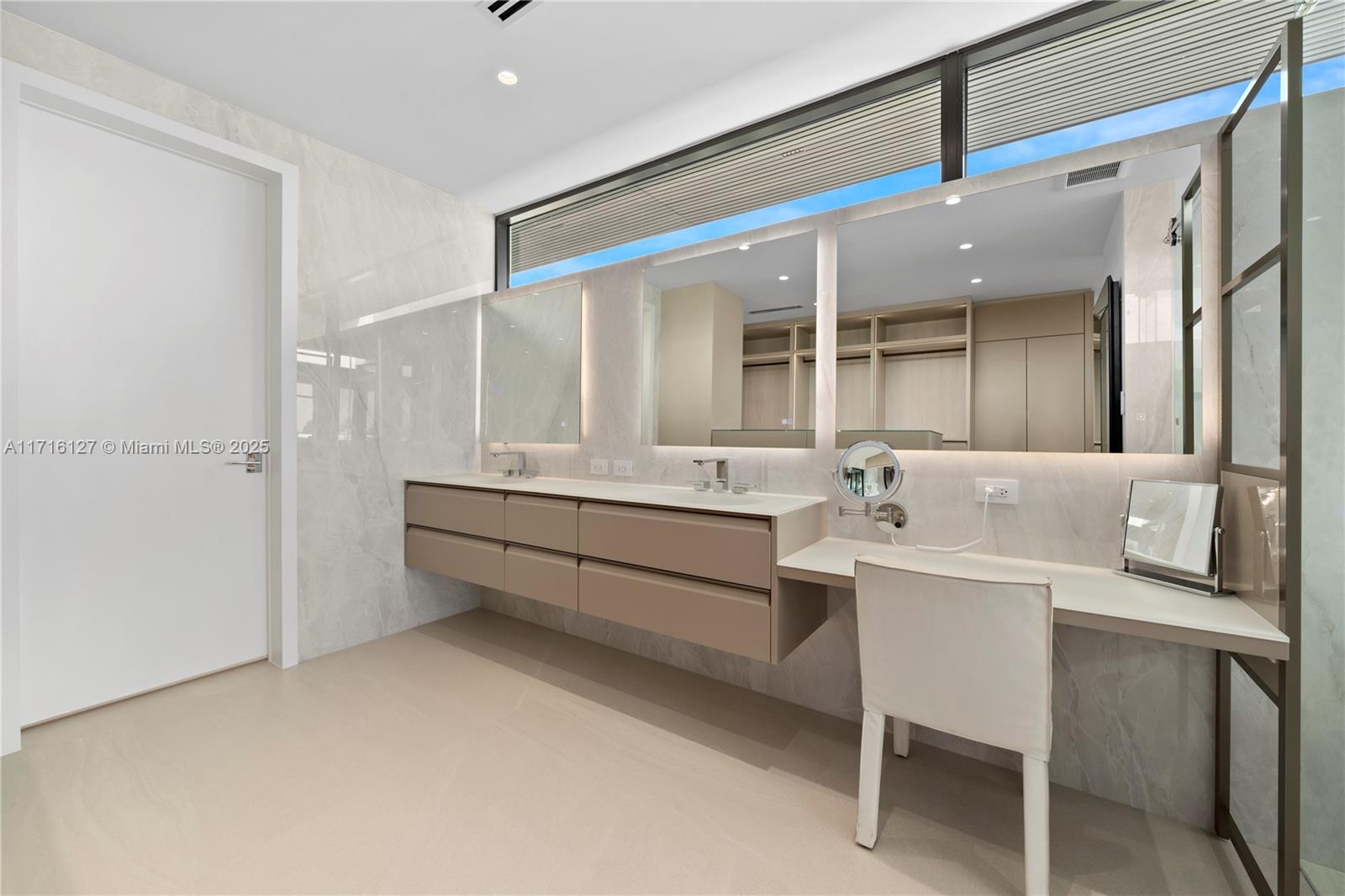 NORMANDY GOLF COURSE - Residential