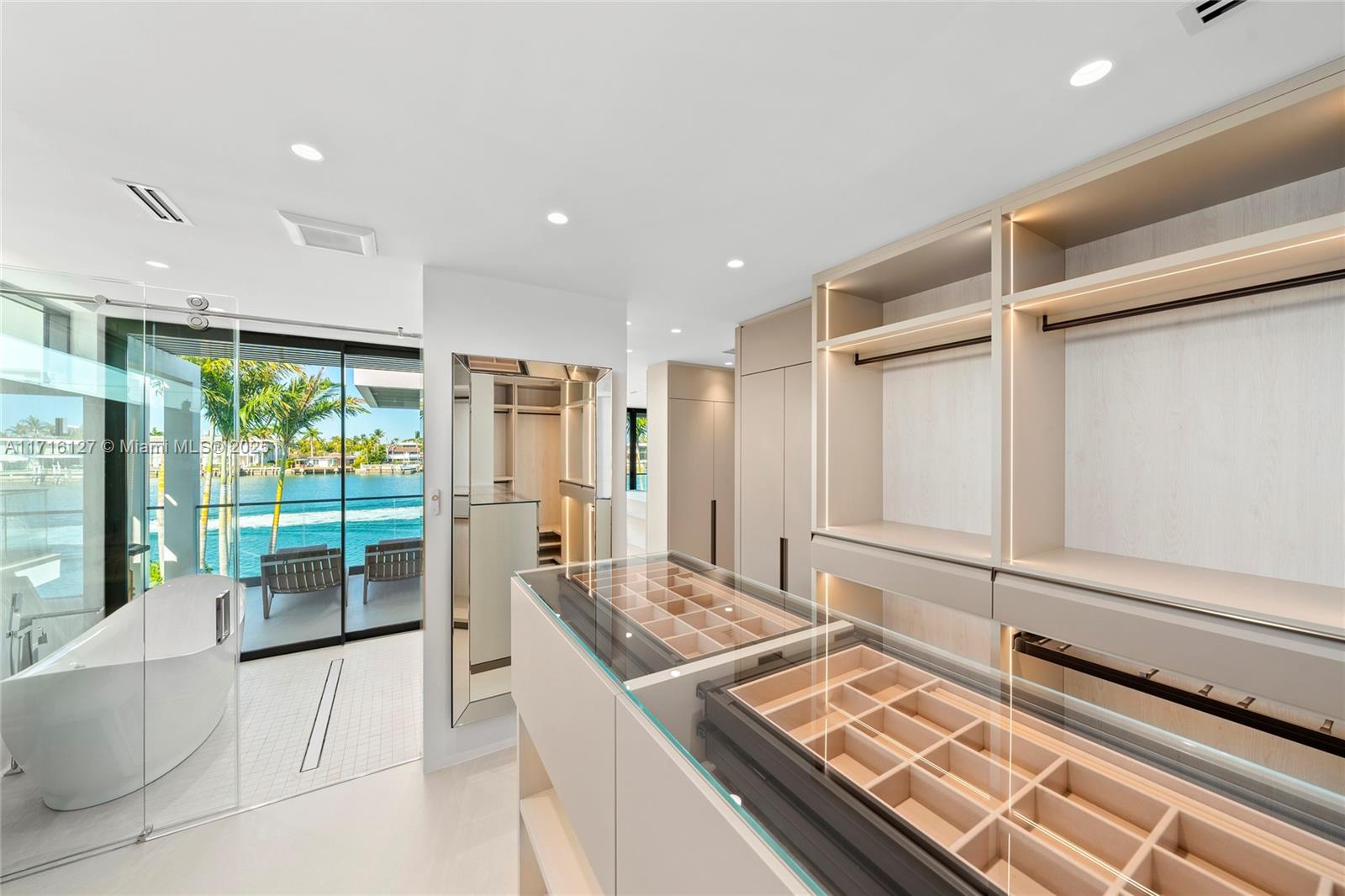 NORMANDY GOLF COURSE - Residential