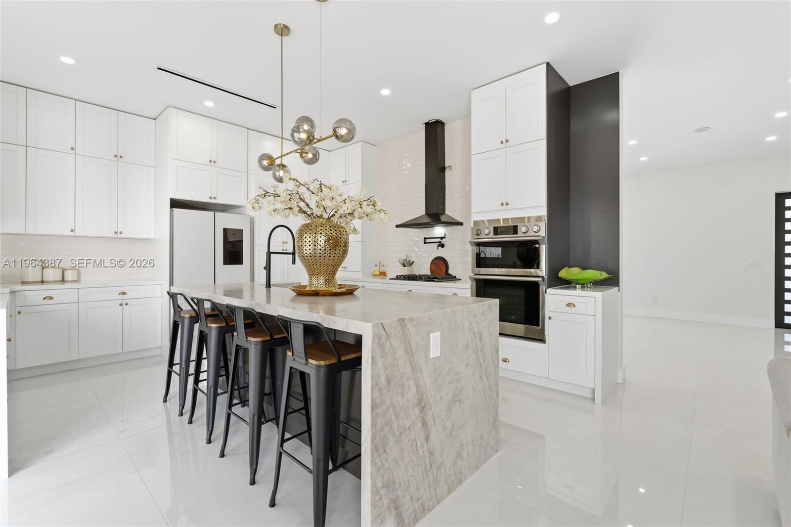 MONTURA RANCH EST 1 ST S/D - Residential