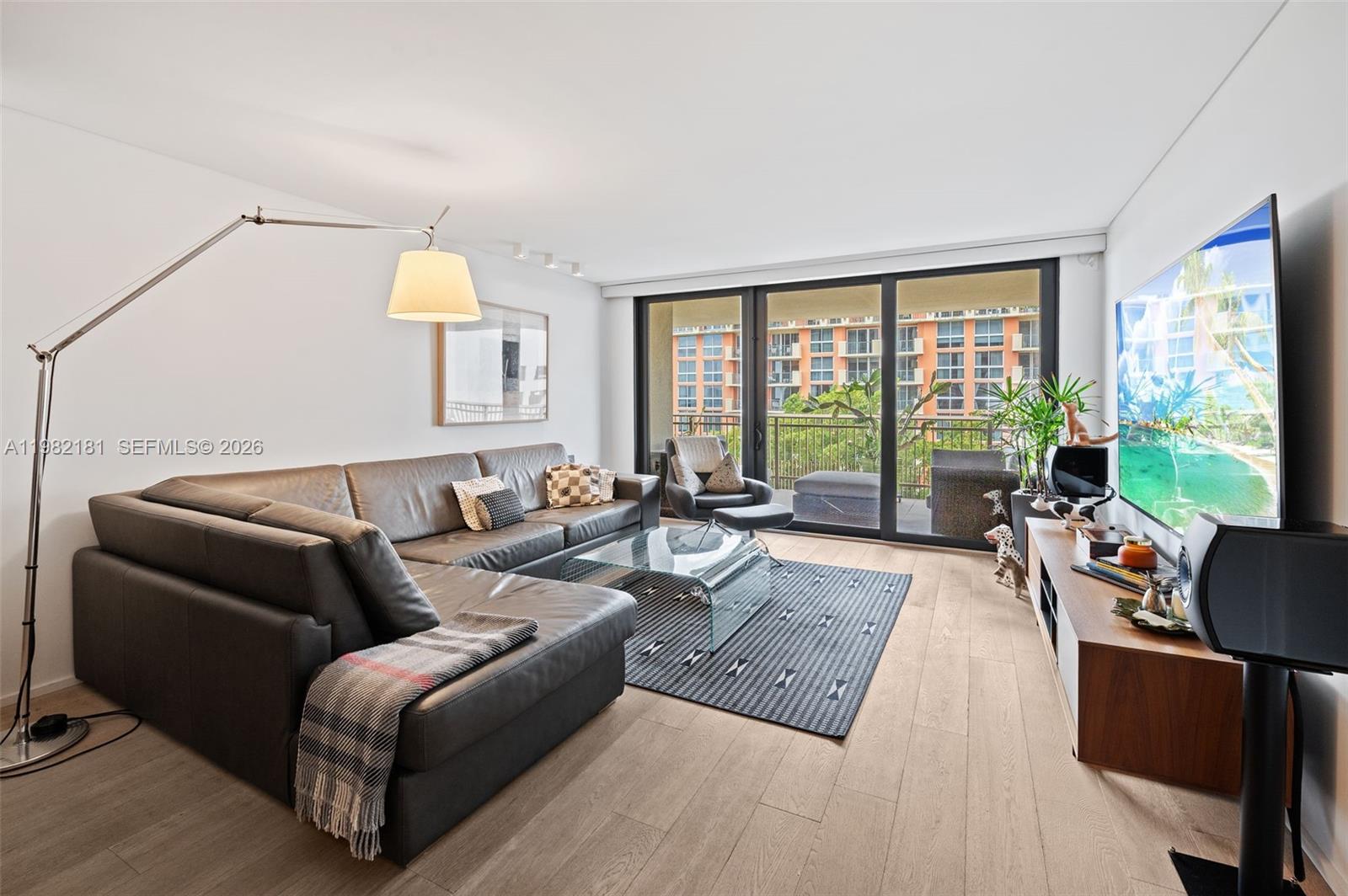 YACHT HARBOUR CONDO - Residential