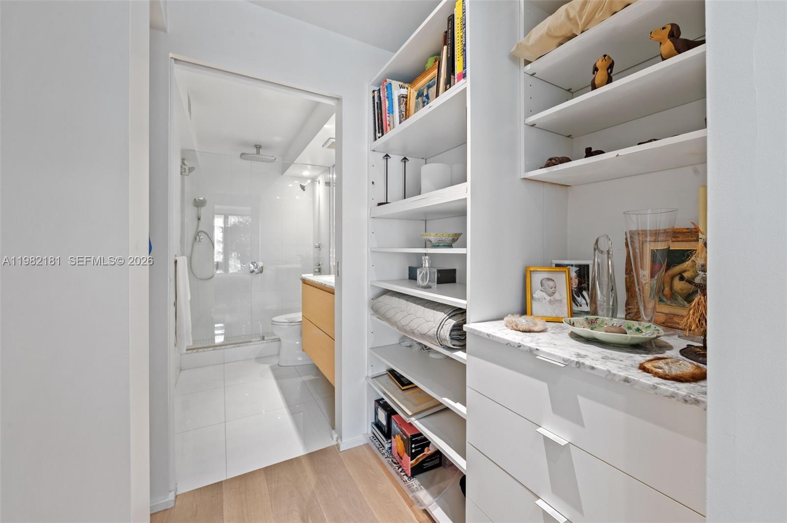 YACHT HARBOUR CONDO - Residential