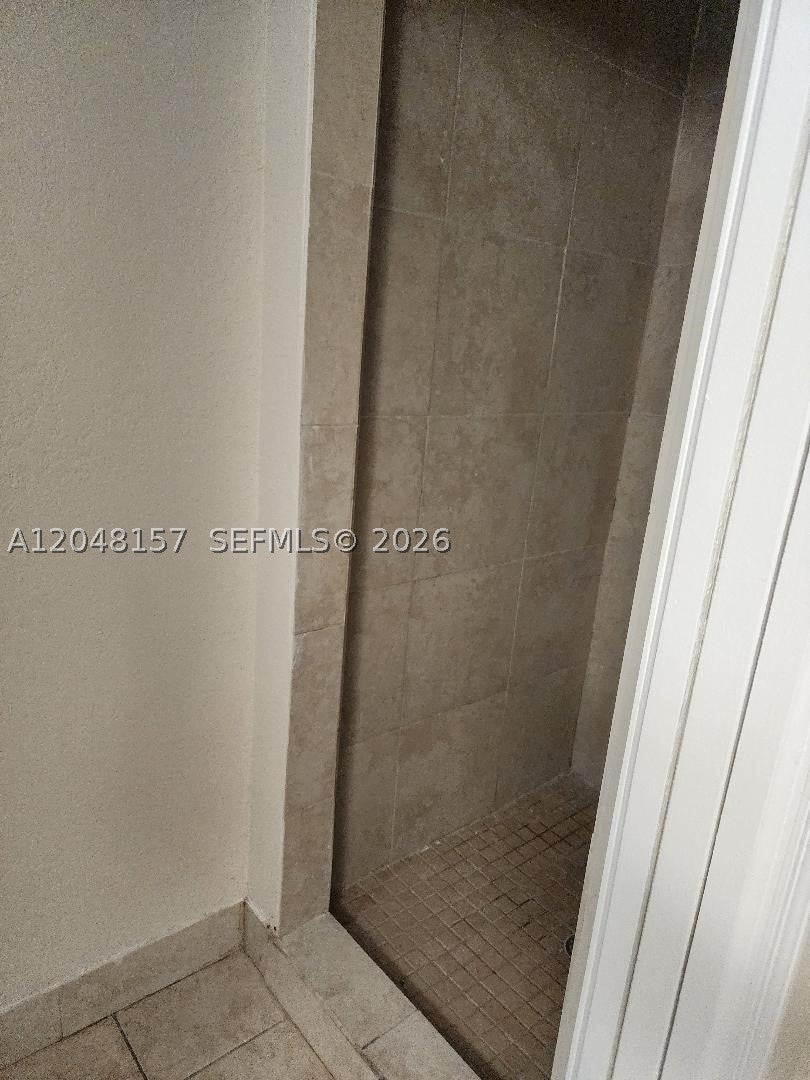 4740 SW 14, Lehigh Acres, FL, 33973/$479,000 4 4740 SW 14