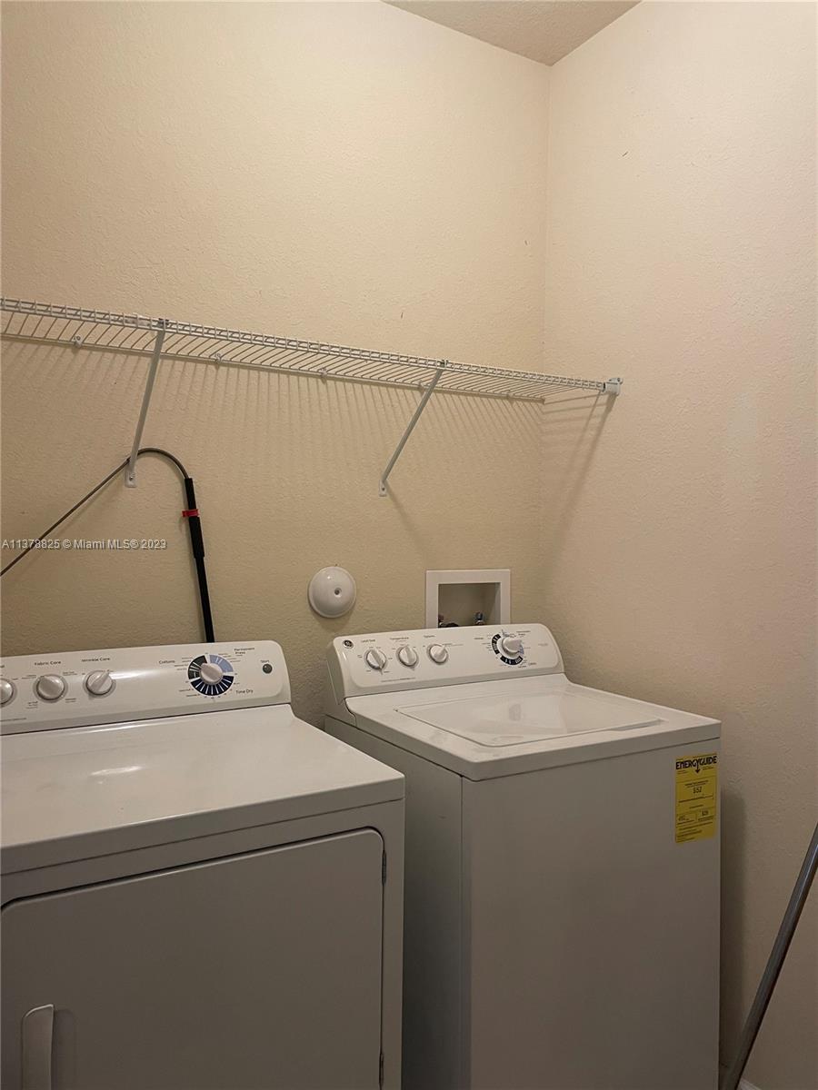 SILVER PALM EAST SEC FOUR - Residential Lease