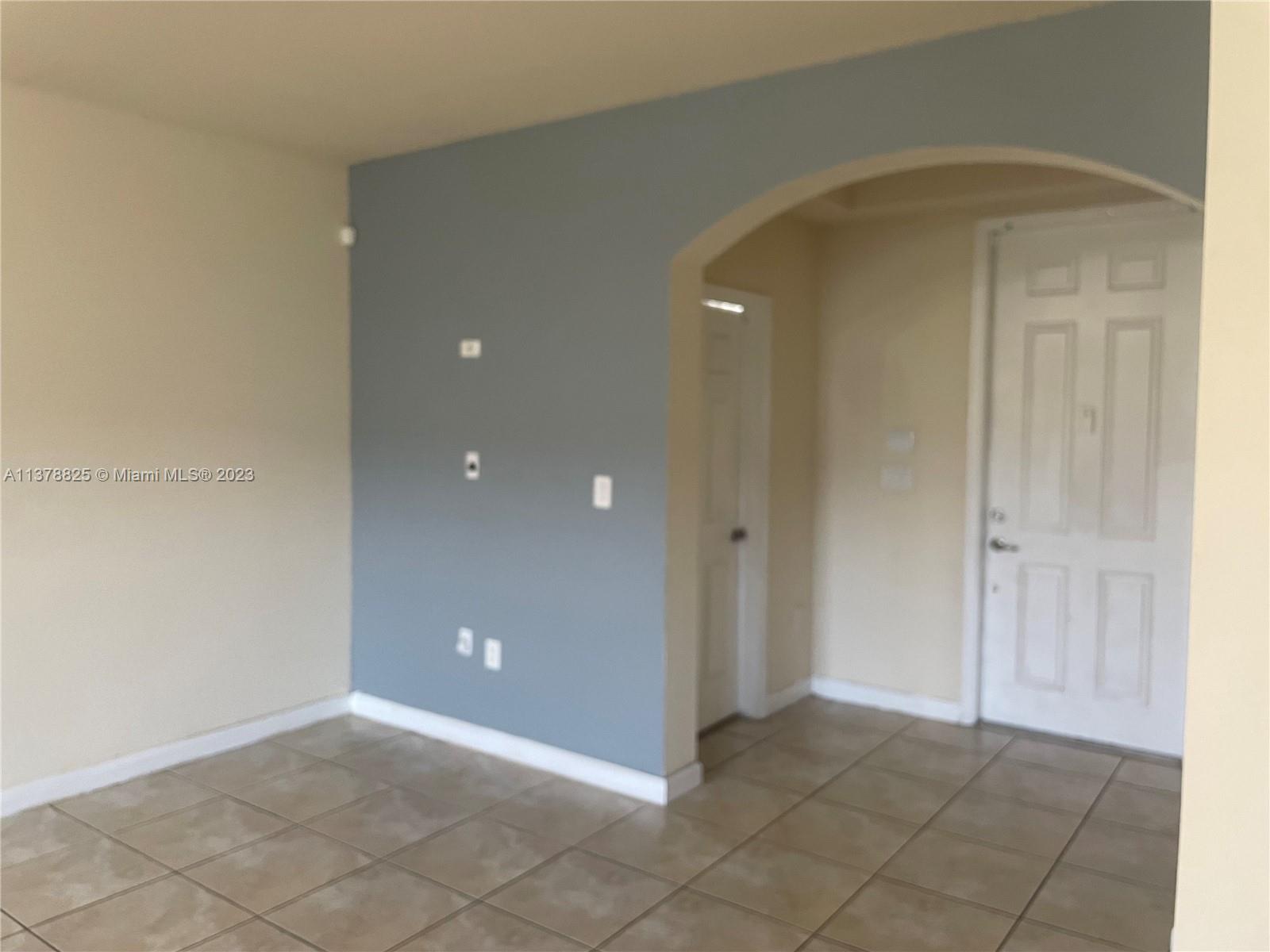 SILVER PALM EAST SEC FOUR - Residential Lease