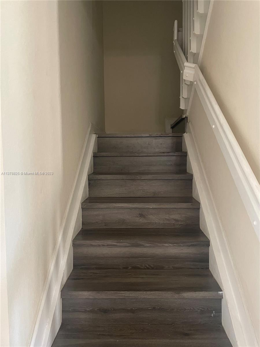 SILVER PALM EAST SEC FOUR - Residential Lease