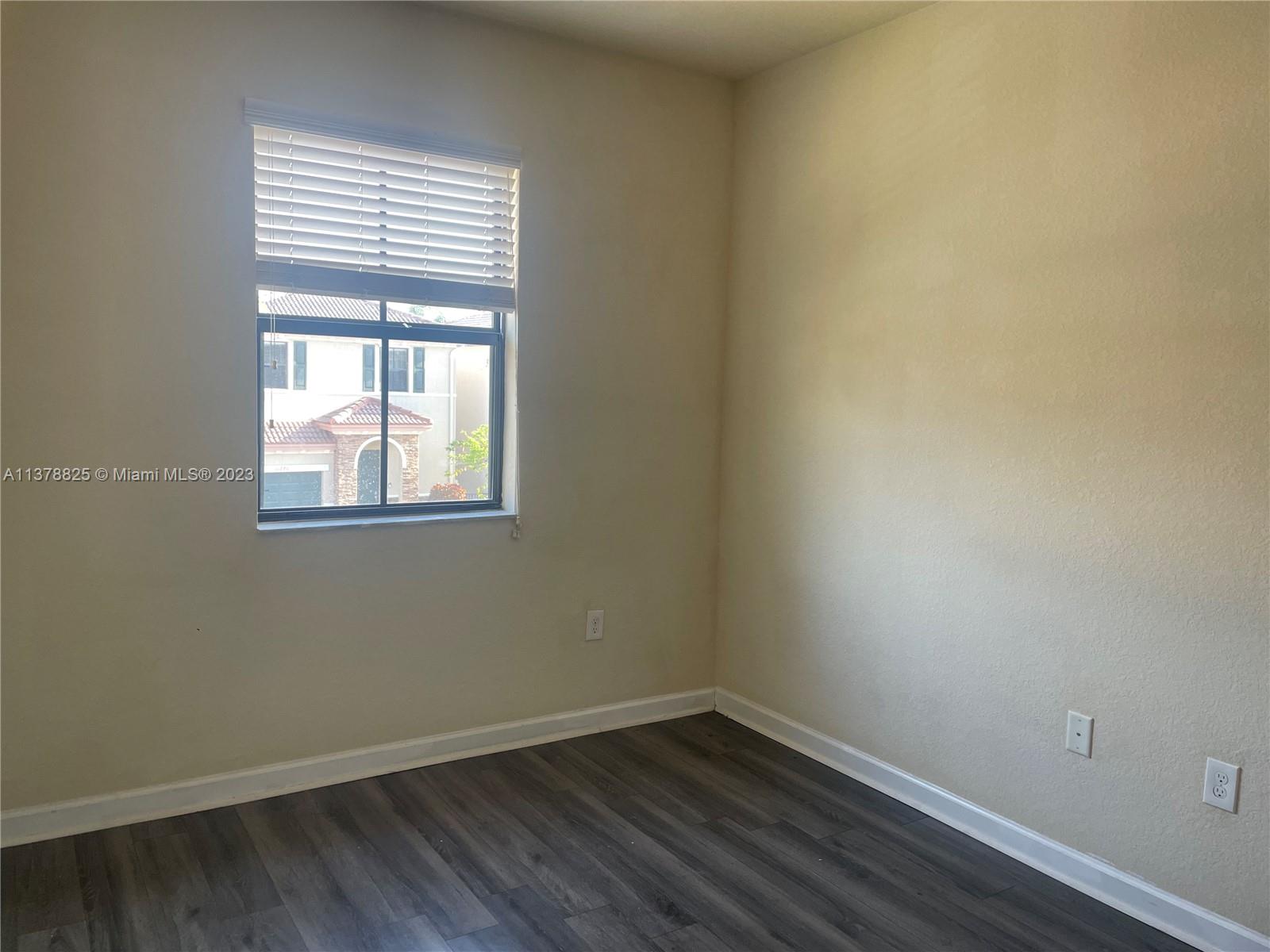 SILVER PALM EAST SEC FOUR - Residential Lease