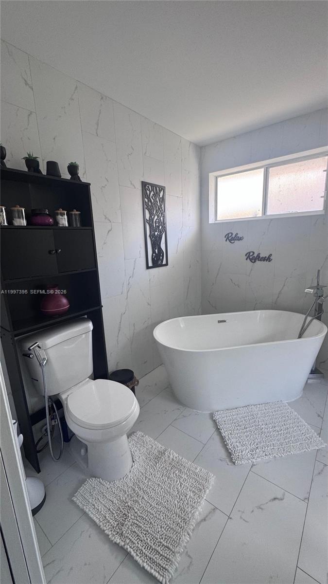 BONAVENTURE LAKES ADD 2 - Residential