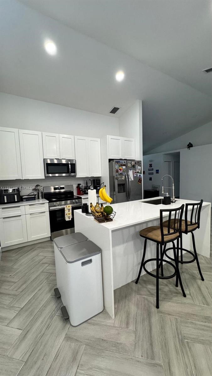 BONAVENTURE LAKES ADD 2 - Residential