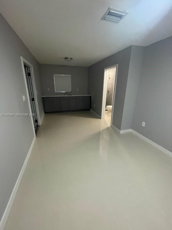 COUNTRY LAKE MANORS SEC 3 - Residential Lease