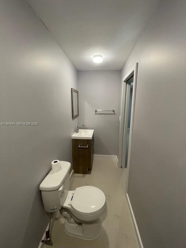 COUNTRY LAKE MANORS SEC 3 - Residential Lease