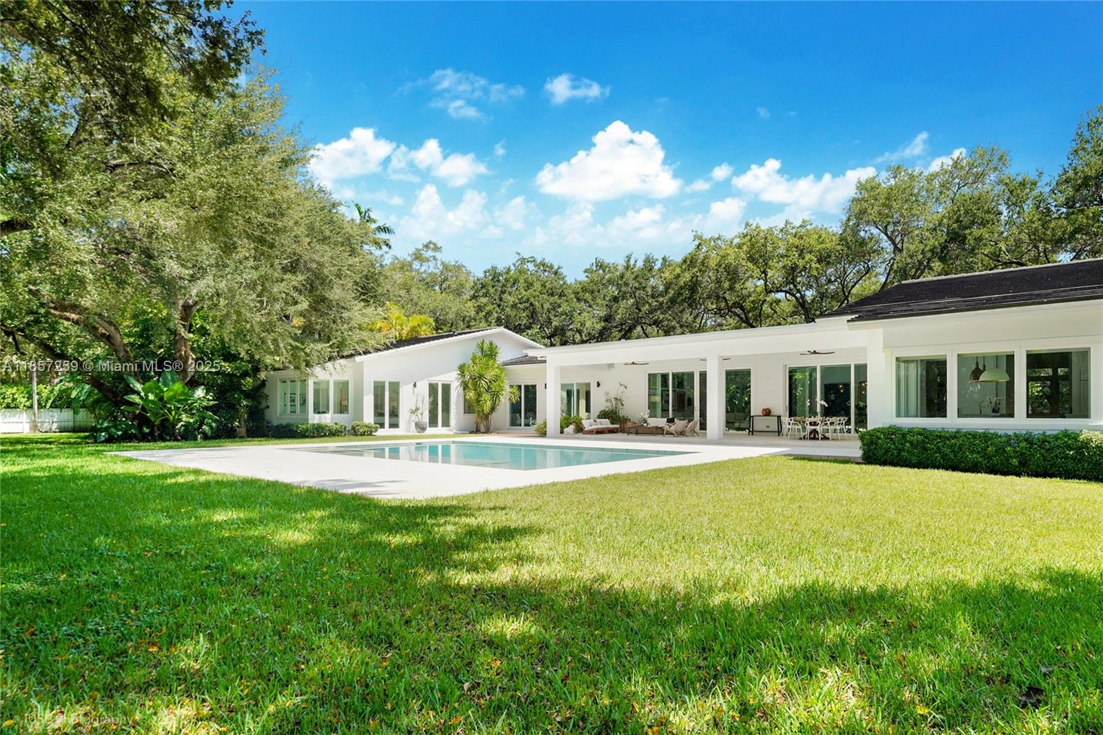 SNAPPER CREEK LAKES SUB - Residential