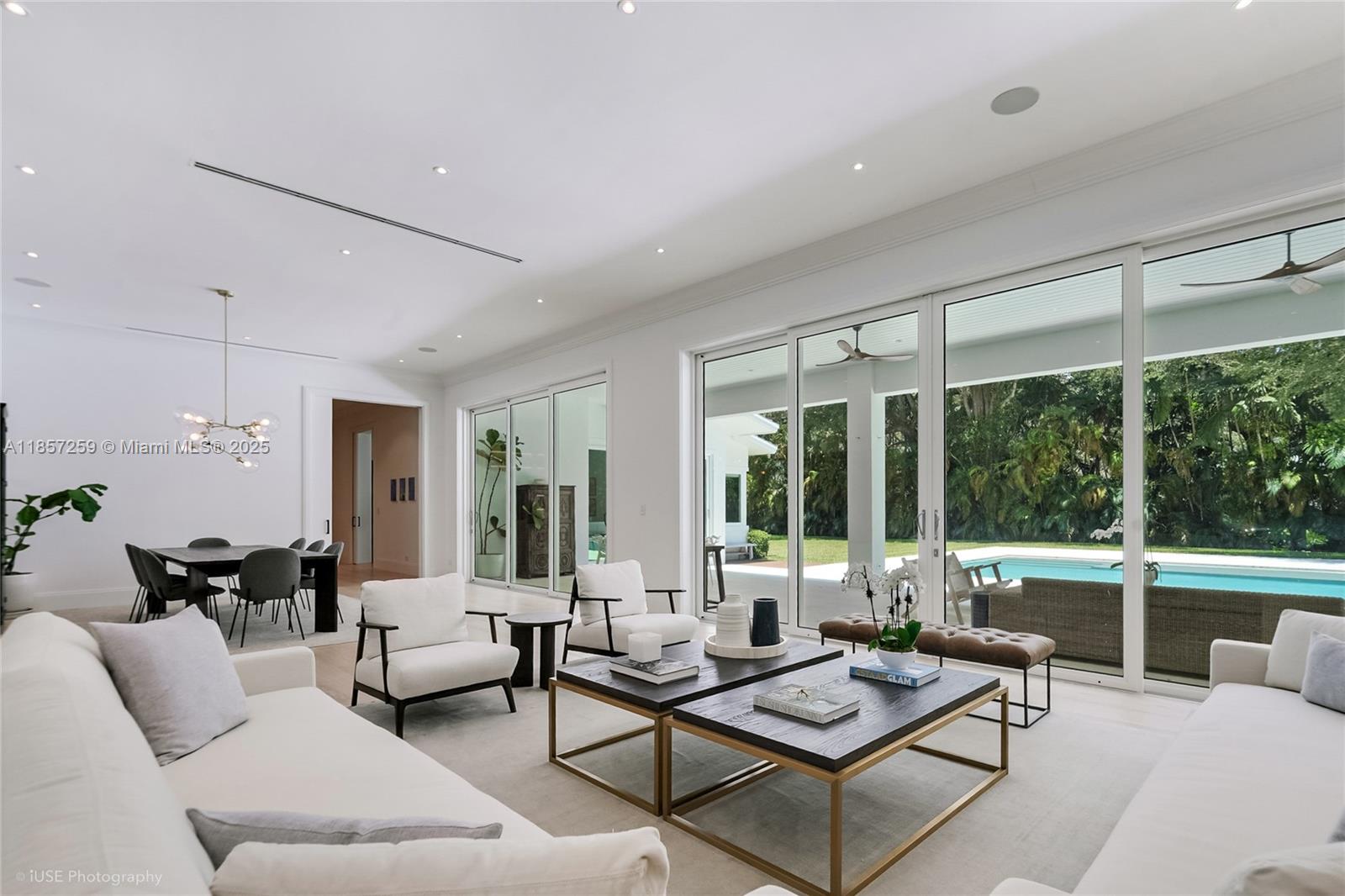SNAPPER CREEK LAKES SUB - Residential