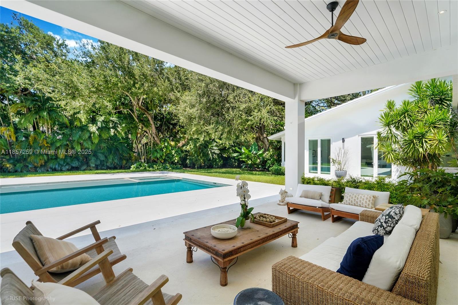 SNAPPER CREEK LAKES SUB - Residential