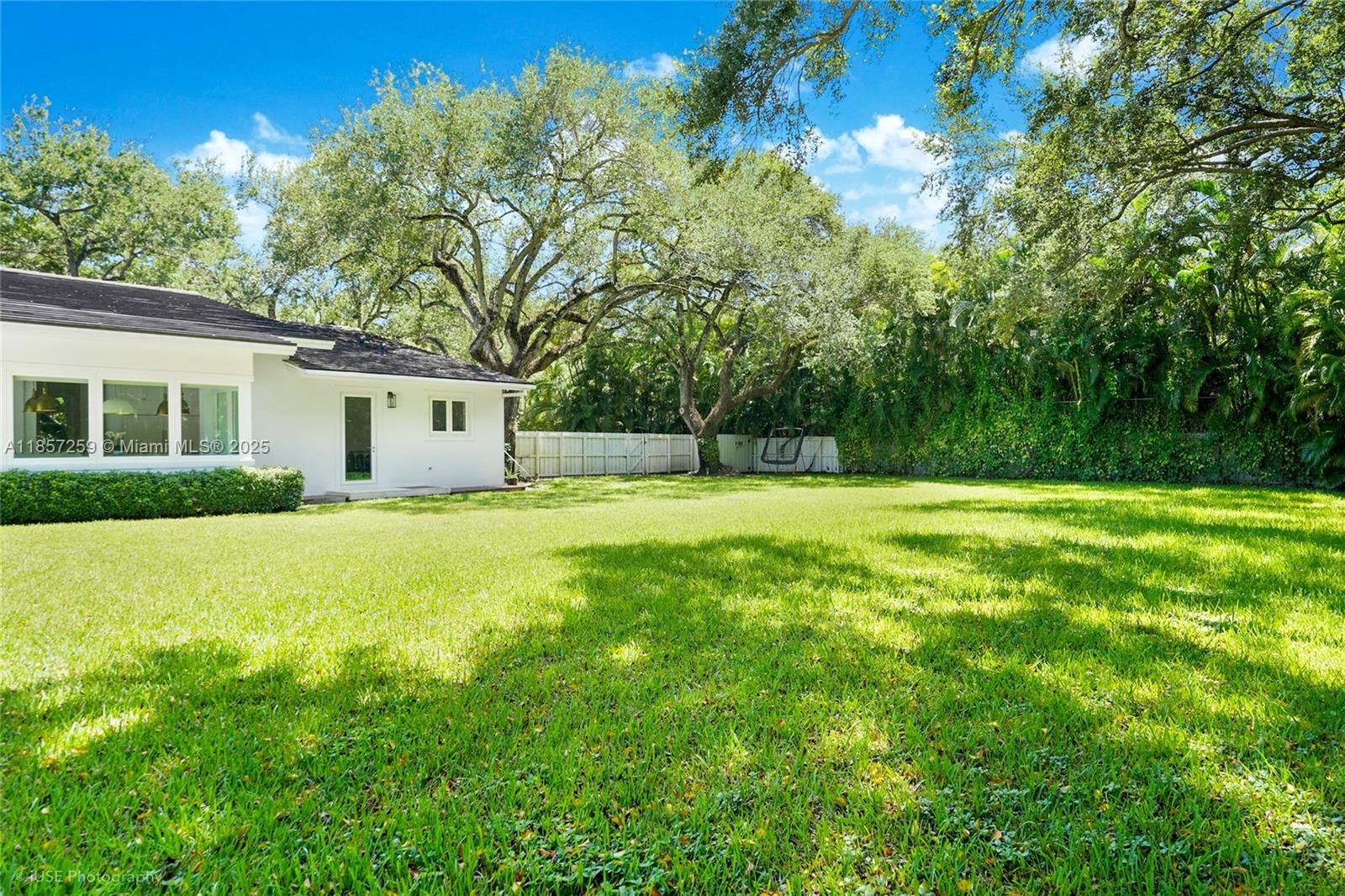 SNAPPER CREEK LAKES SUB - Residential