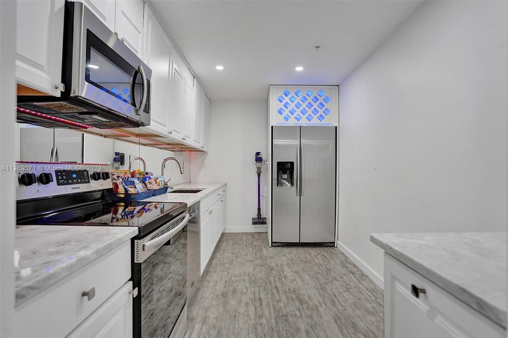 Photo of 3001 S Ocean Dr #243, Hollywood, FL 33019 (MLS # A11369071)