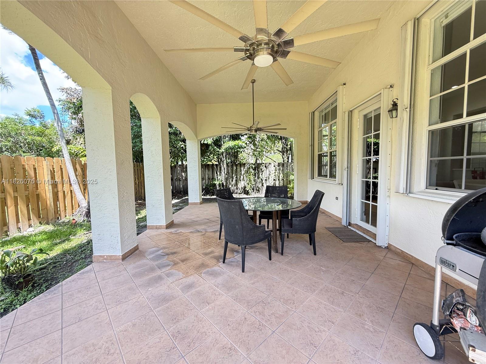 DORAL ISLES MEDITERRANEA - Residential Lease