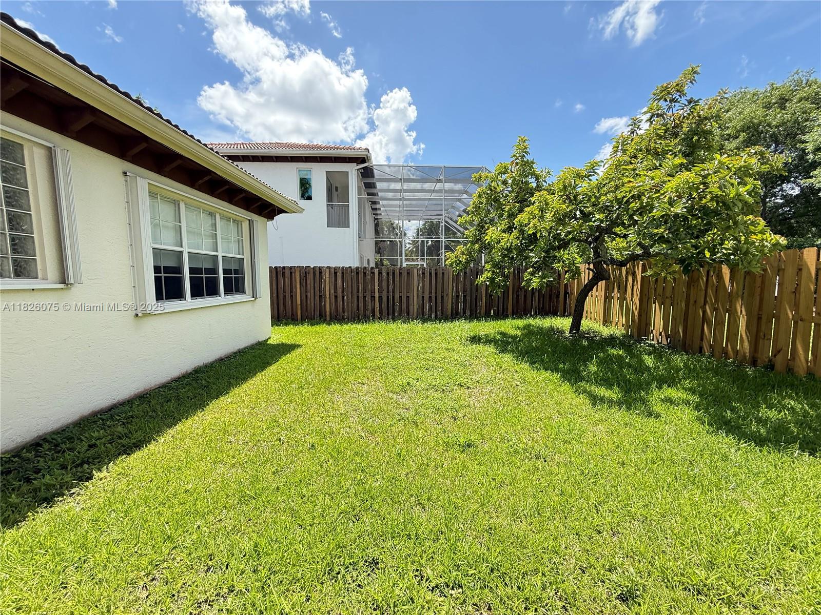 DORAL ISLES MEDITERRANEA - Residential Lease