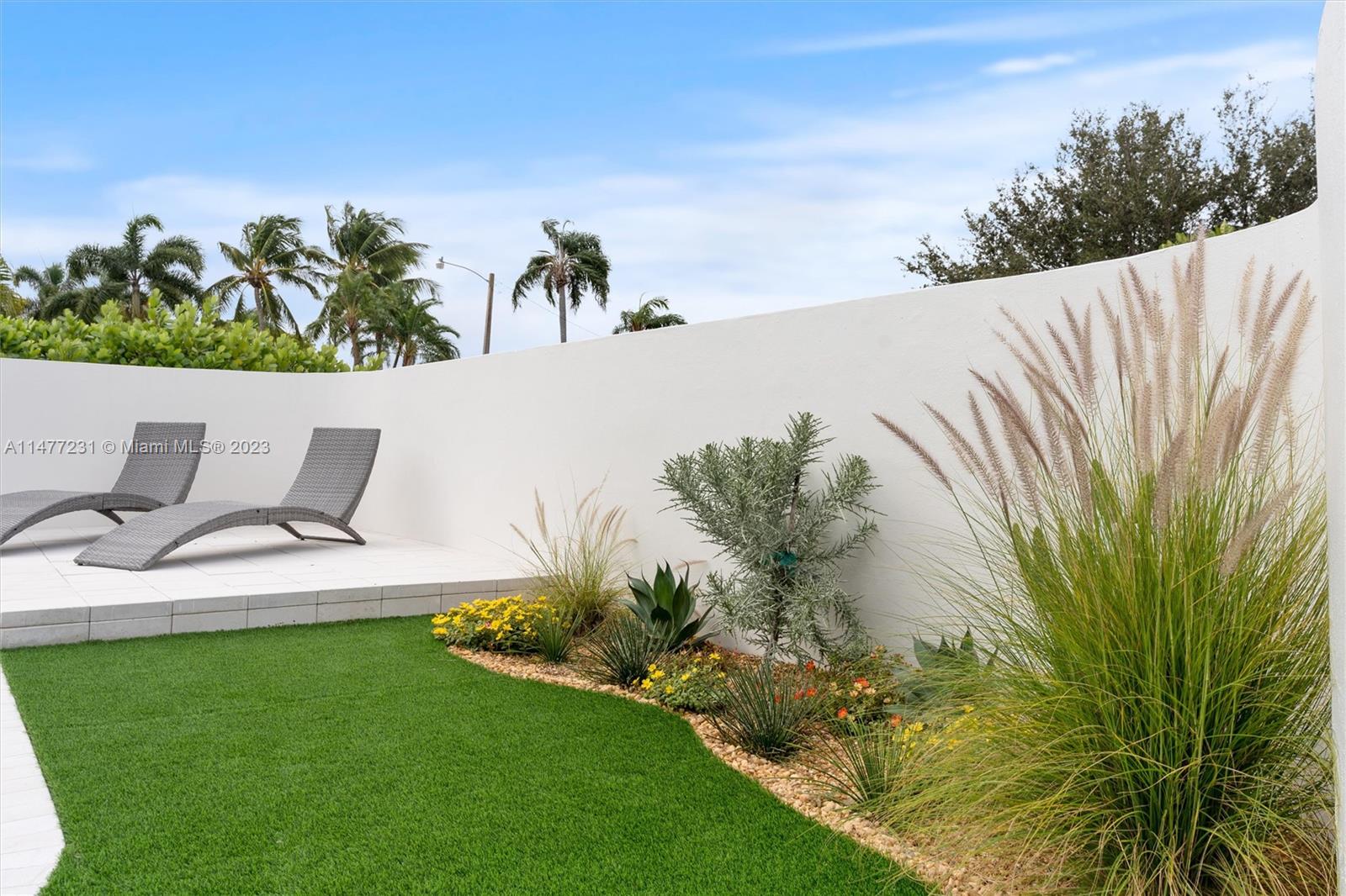 IMPERIAL POINT 3RD SEC - Residential