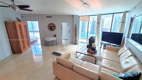 350 S Miami Ave 2002 Miami FL 33130