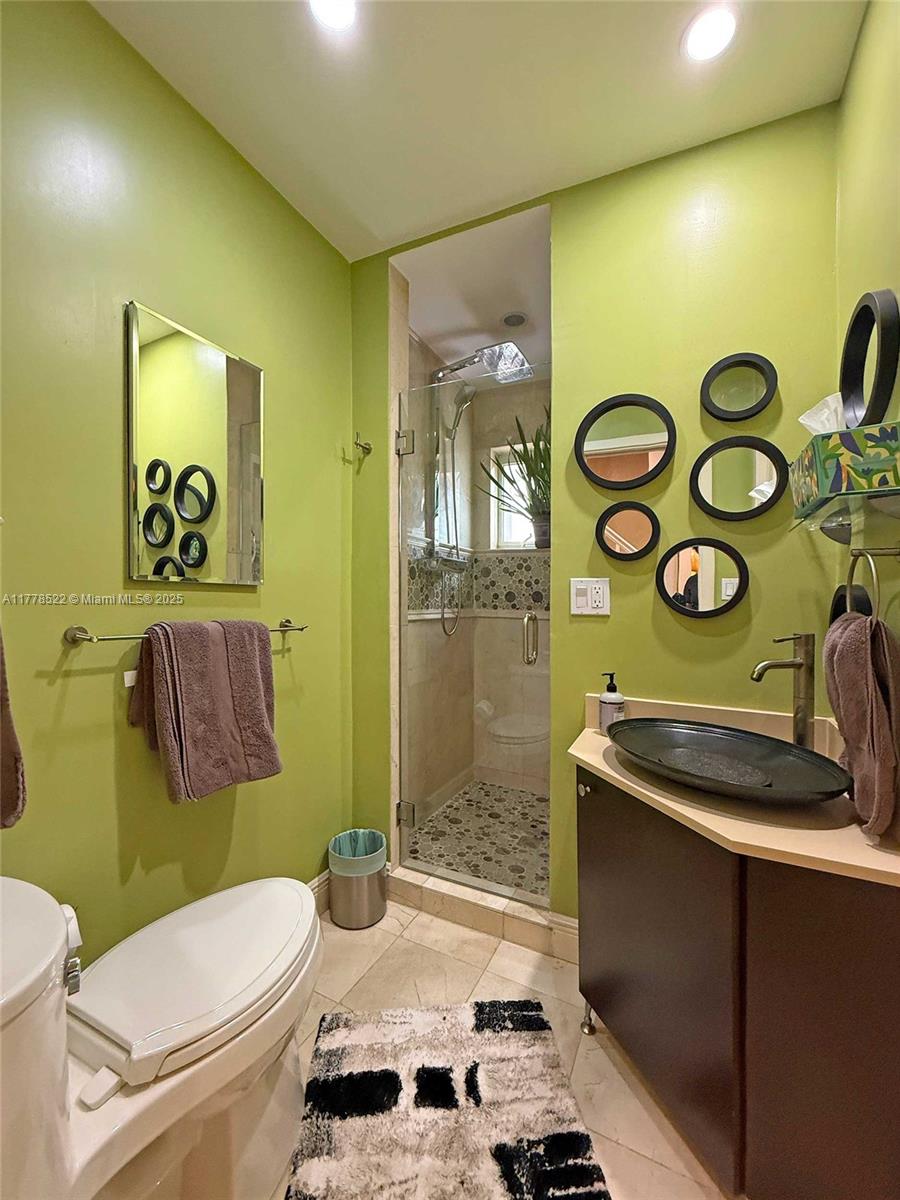 WATERBURY - Residential